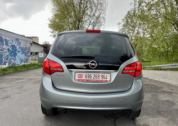 Opel Meriva cena 21900 przebieg: 148499, rok produkcji 2011 z Barczewo małe 466